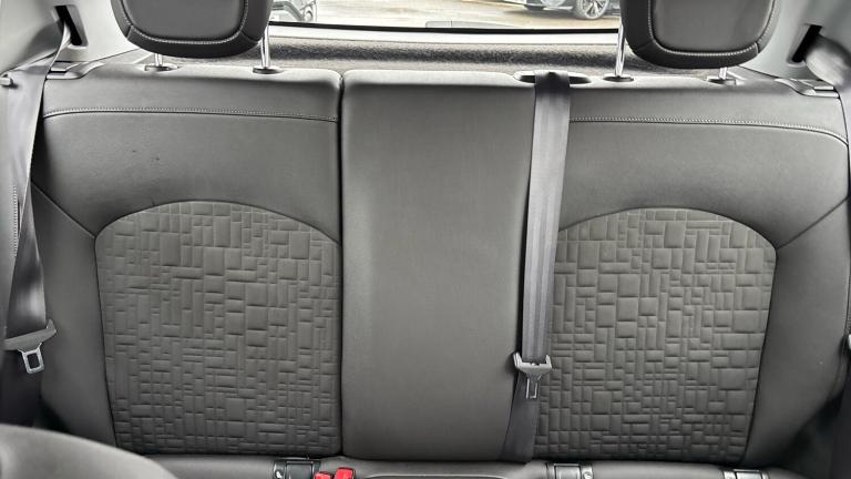 2015 Vauxhall Corsa 1.4 SE 5dr Auto Petrol Hatchback Hatchback Petrol Automatic