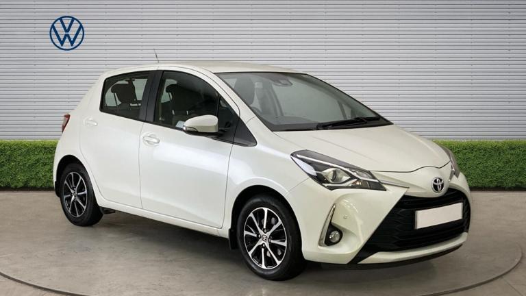 2018 Toyota Yaris 1.5 VVT-i Icon Tech 5dr Petrol Hatchback Hatchback Petrol Manual