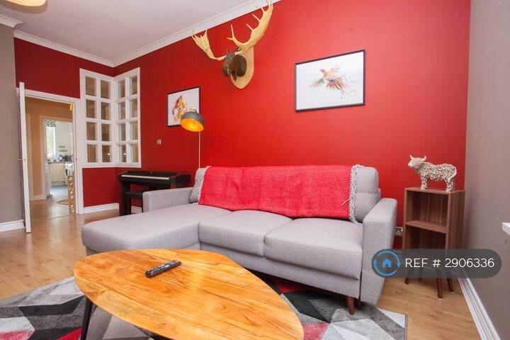 2 bedroom flat in Willowbank St, Glasgow, G3 (2 bed) (#2906336)
