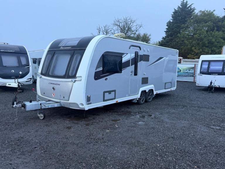 2019 BUCCANEER COMMODORE 4 BERTH ISLAND BED AIRCON QUAD MOTOR MOVERS 