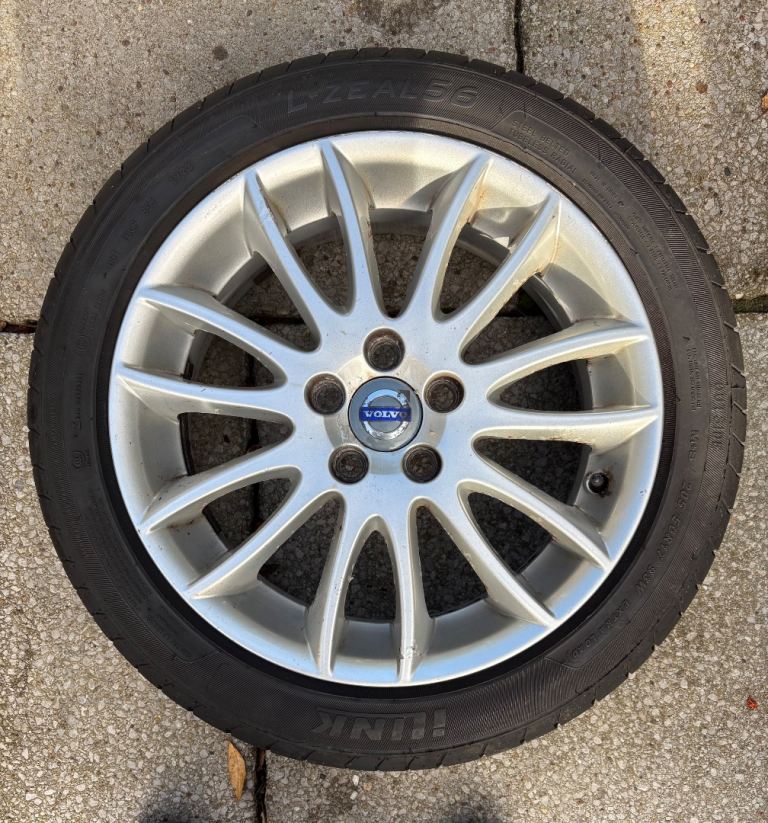 Volvo Alloy Wheels 