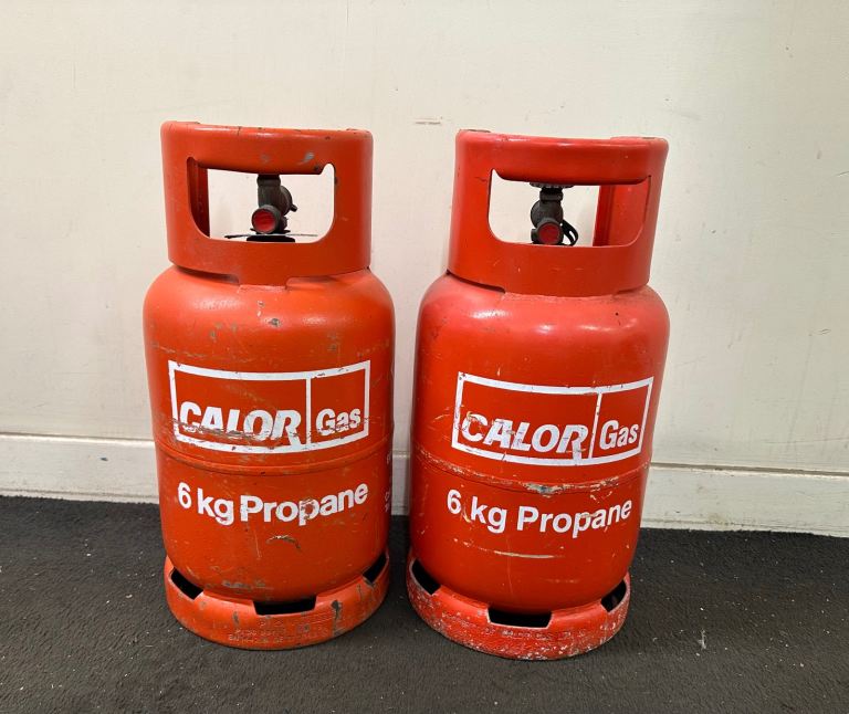 Pair of Full Calor Propane Gas Bottles - 6kg Each, Good Condition