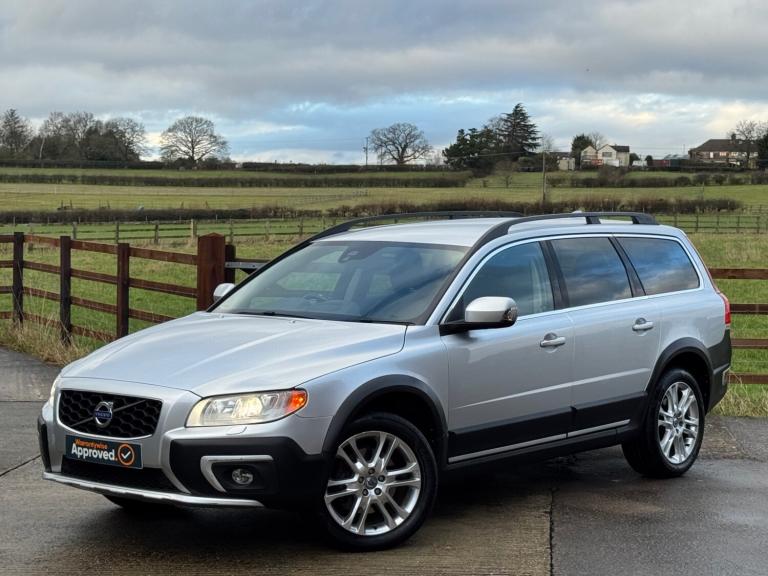 2013 VOLVO XC70 2.4 D5 215 AWD SE LUX AUTOMATIC ESTATE, WOW 1 DOCTOR OWNER !! 