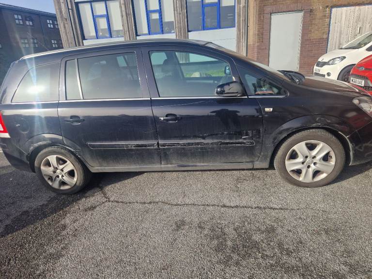 Vauxhall, ZAFIRA, MPV, 2011, Manual, 1686 (cc), 5 doors