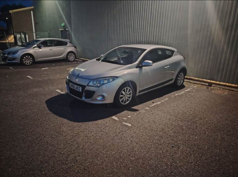 Renault, MEGANE, Coupe, 2009, Manual, 1461 (cc), 2 doors