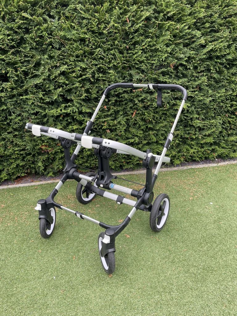 image for Bugaboo Donkey 3 chassis and wheels 