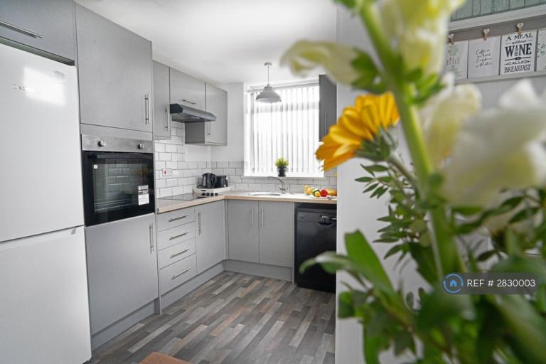 2 bedroom house in Blackburn, Blackburn, BB2 (2 bed) (#2830003)