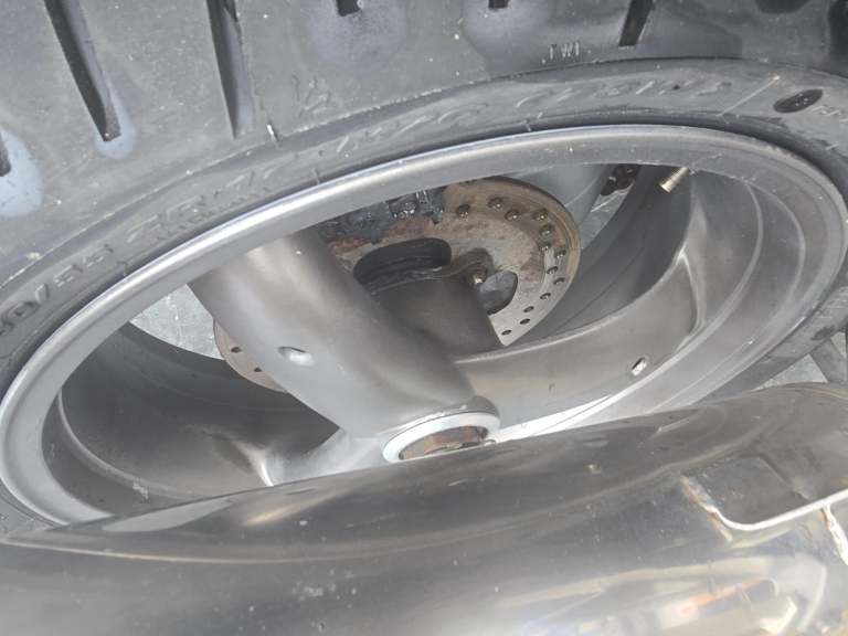 TRIUMPH SPRINT ST 955 PROJECT BIKE 