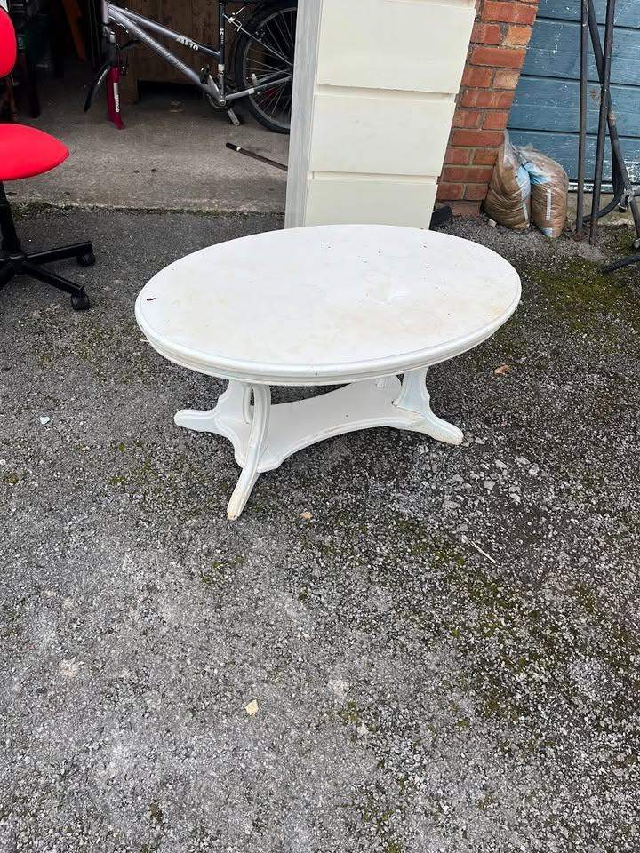 Oval Coffee Table for Upcycling