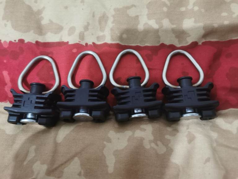   MERCEDES BENZ GENUINE V CLASS VITO BOOT RAIL HOOK TIE DOWN HOOK LASHING EYES  X4 