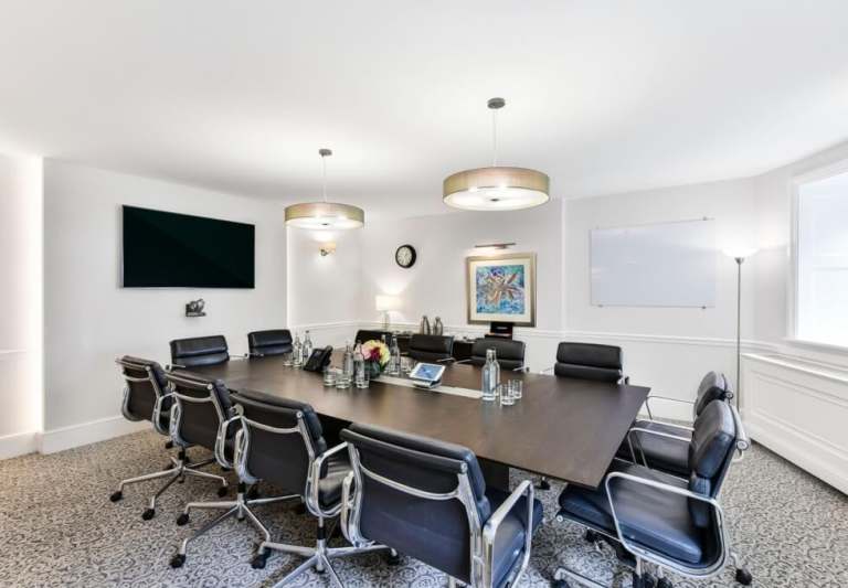 Private Offices For Rent in Mayfair - Spaces For 2 to 45 Desks
