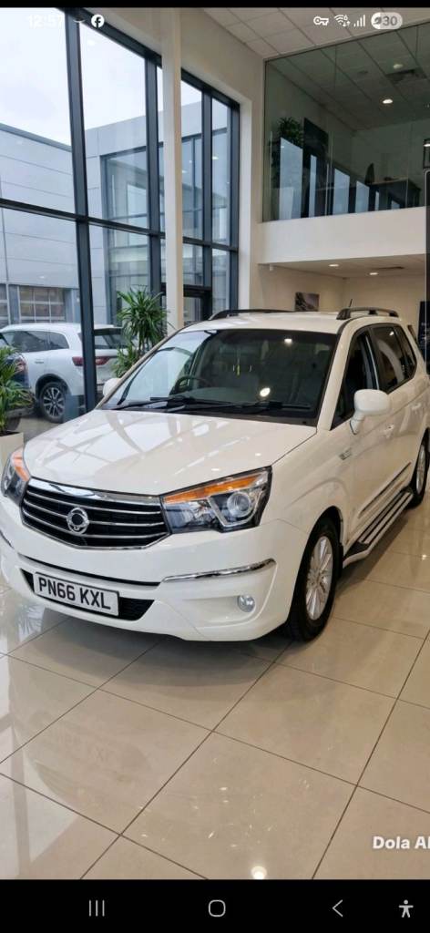 Automatic Leather 7 seats 