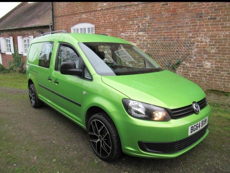 2014 Volkswagen Caddy Maxi C20 1.6 TDI DSG automatic crew van in bright gree