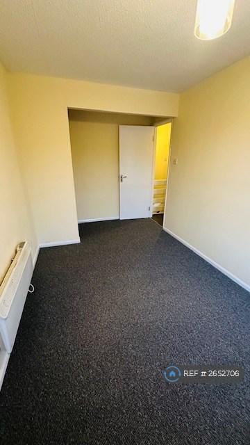 3 bedroom house in Thamley, Purfleet, RM19 (3 bed) (#2652706)