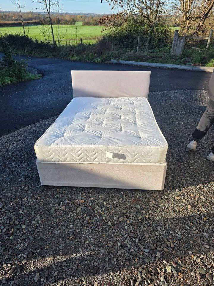 DEAL TODAY ~ Divan 4FT Small Double Bed Base With Mattress & Storage Option ~ CASH ON DELIVERY