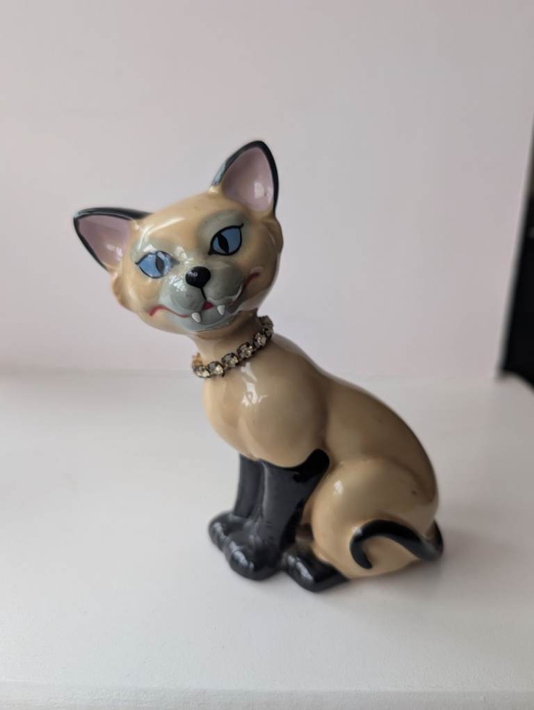 Vintage Siamese Cat Figurine with Rhinestone Collar – Good Condition