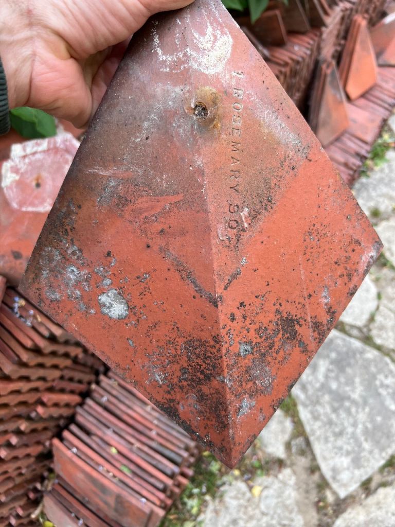 Reclaimed rosemary Harris hip tile