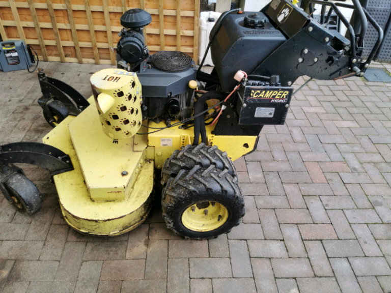 Great Dane Scamper mower 48" cut, 19hp electric start, vgc