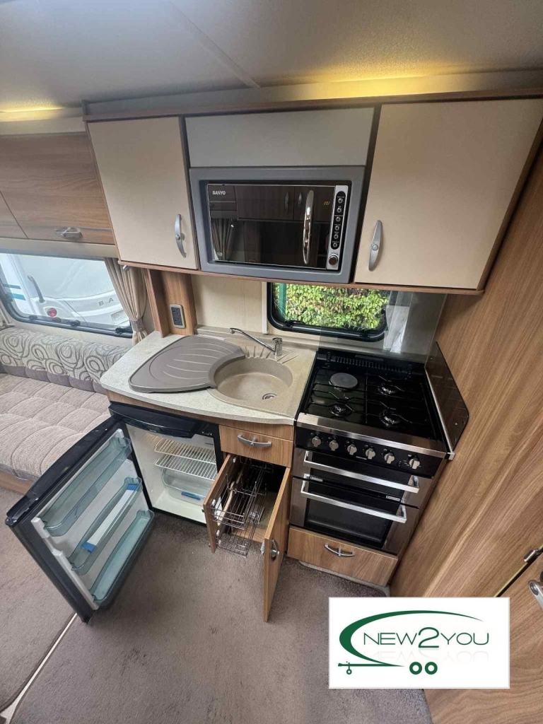 2011 Swift Challenger 480 2 Berth Caravan + Motor Mover - STOCK NO E180