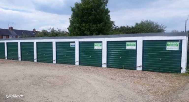 Garage to rent in Northampton (NN1) | Stashbee