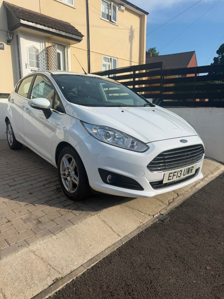 Ford, FIESTA, Hatchback, 2013, Manual, 998 (cc), 5 doors