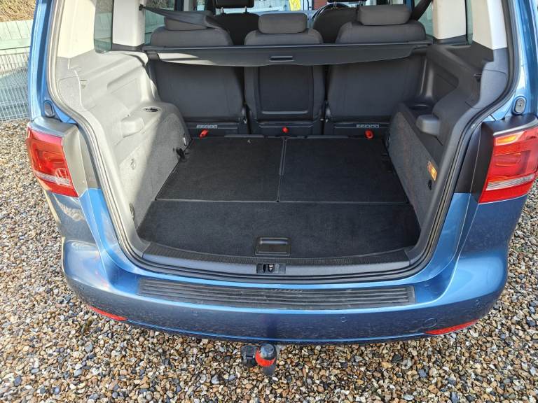 Volkswagen, TOURAN, MPV, 2014, Manual, 1598 (cc), 5 doors