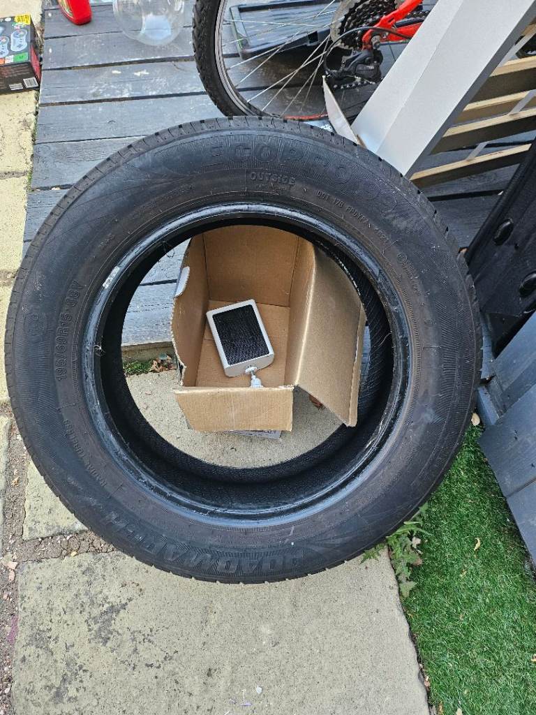 195/60R15 88v