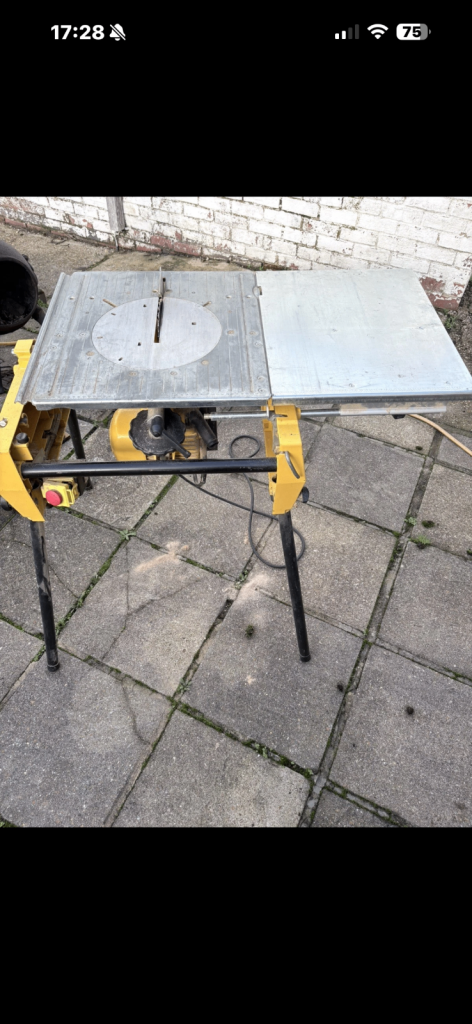 Dewalt Dw 743 flip over saw