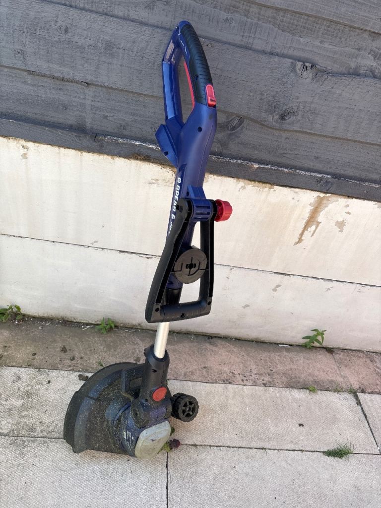 Spear & Jackson Cordless Grass Trimmer 18V - Good Condition