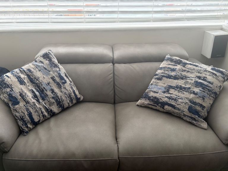 4 Dunelm cushions good condition come from clean smoke free home