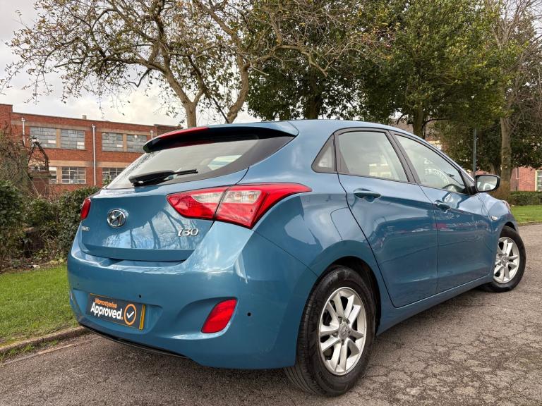 2012 Hyundai i30 1.6 CRDi BLUE DRIVE ACTIVE 5DR **1 OWNER FROM BRAND NEW **£20 TAX HATCHBACK Dies...