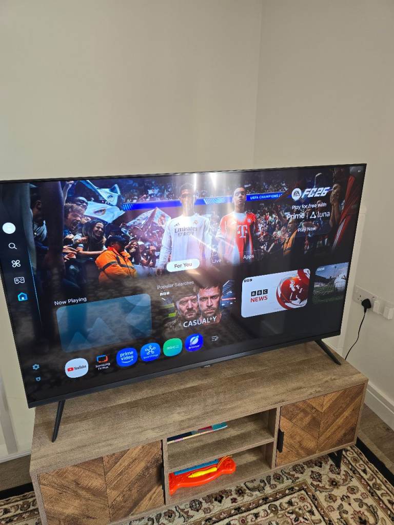 Samsung 55 inches Smart TV