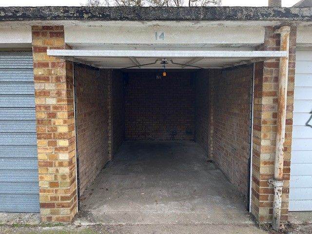 Secure lock-up garage in Isleworth, near Twickenham station