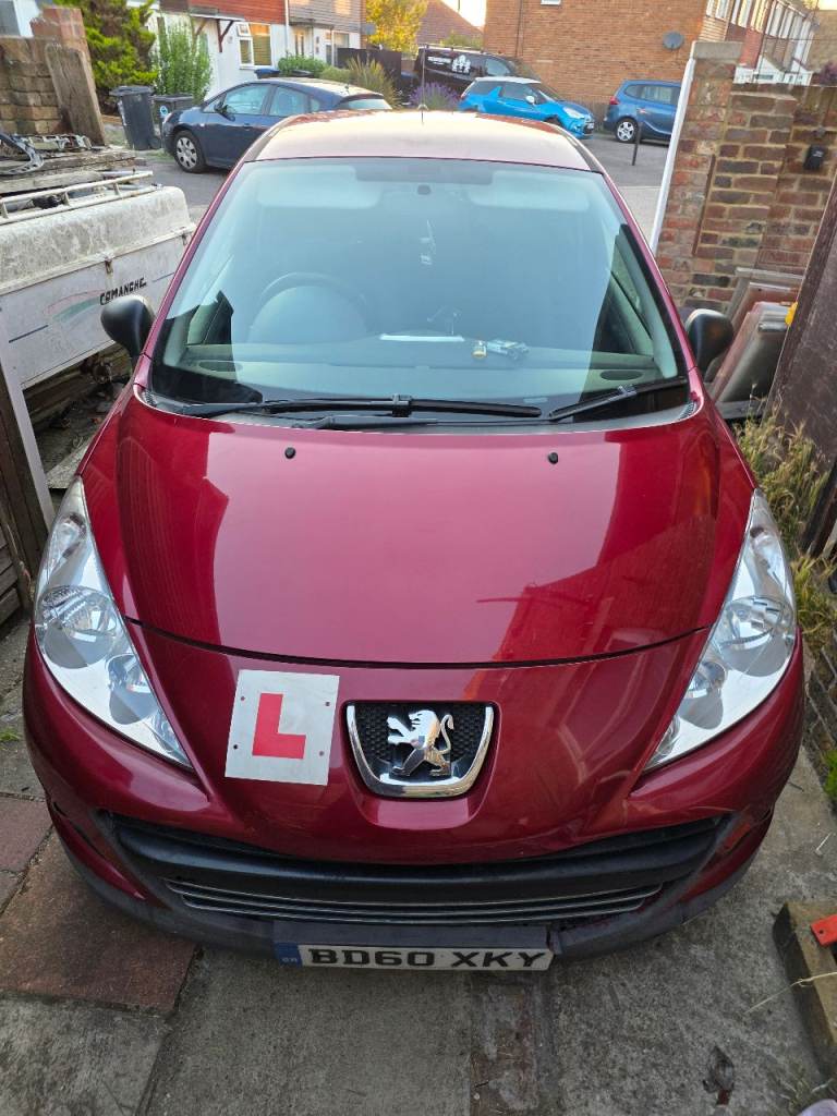 Peugeot, 207, Hatchback, 2010, Manual, 1360 (cc), 3 doors