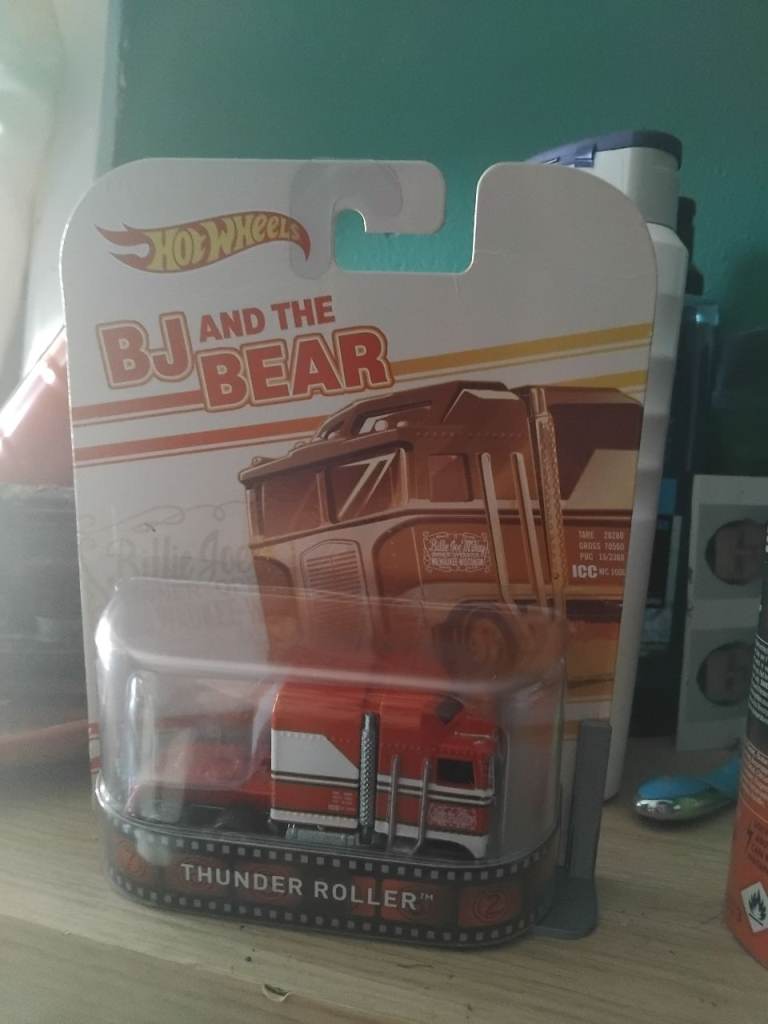 hotwheels thunder roller 