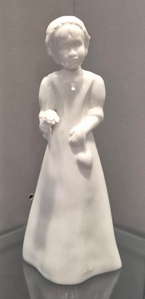 Pretty as a Picture Bone China Figurine from Coalport Moments collection