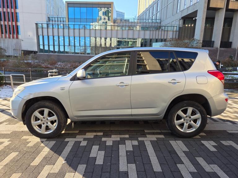 TOYOTA RAV 4 2.2 D-4D DIESEL MANUAL XT-R 5DR 4X4 SUV *12 MONTH'S MOT* SUNROOF 