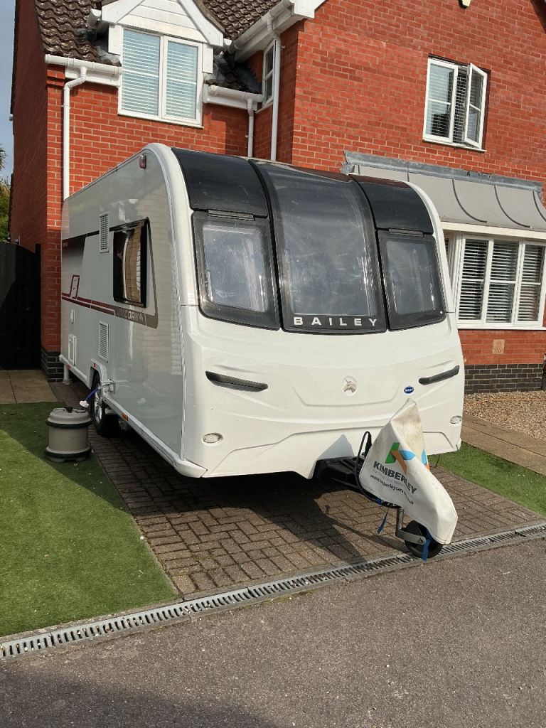 Bailey Unicorn Seville 2018 - 2-Berth Touring Caravan. 