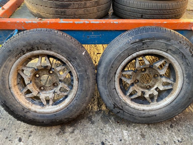 image for 13&quot; alloys trailer 