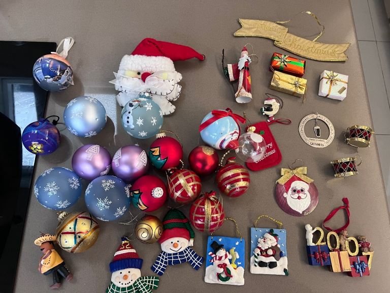 Assorted decorations