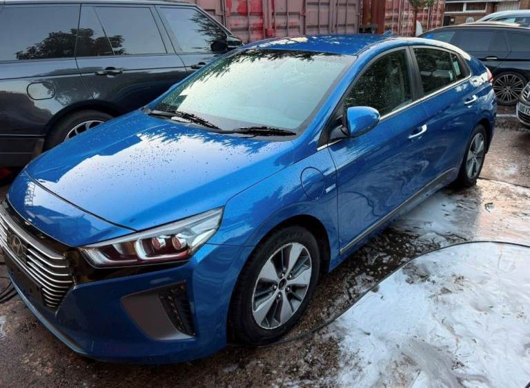 PCO - Hyundai IONIQ Premium SE PHEV S-A - NEW Engine with 40k miles