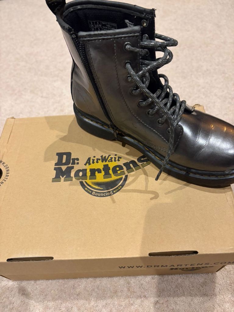 Doc Martins - Gun metal grey