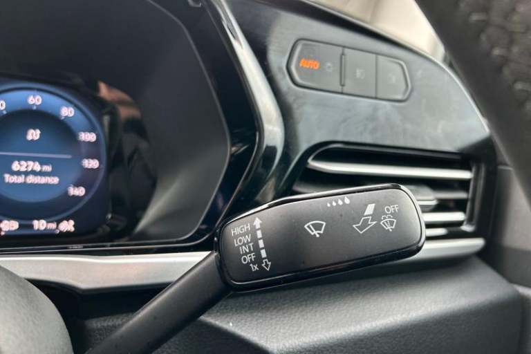 2025 Ford Transit Connect 250 Limited AUTO L2 LWB 1.5 EcoBoost PHEV 150ps, AIR CON, REAR PARKING ...