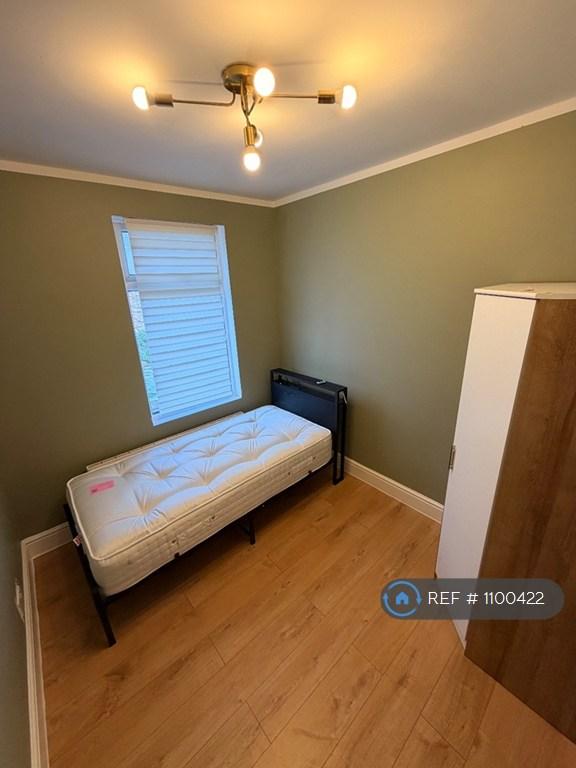 1 bedroom in Glyn Avenue, Doncaster, DN1 (#1100422)
