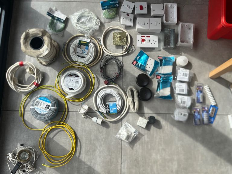 Various Electrical Fittings & Cable