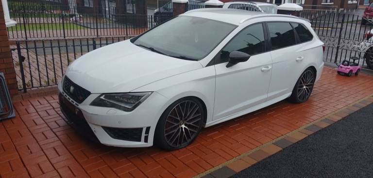2016 SEAT CUPRA R ESTATE