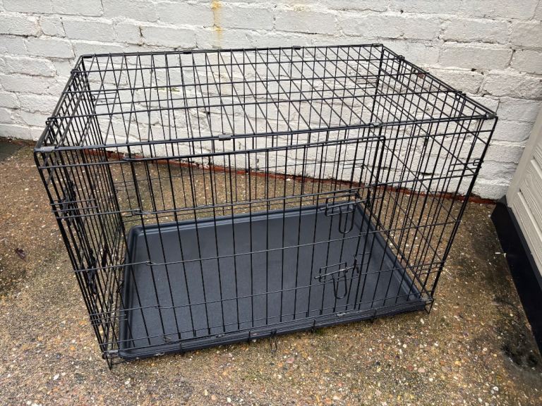 Dog crate medium 