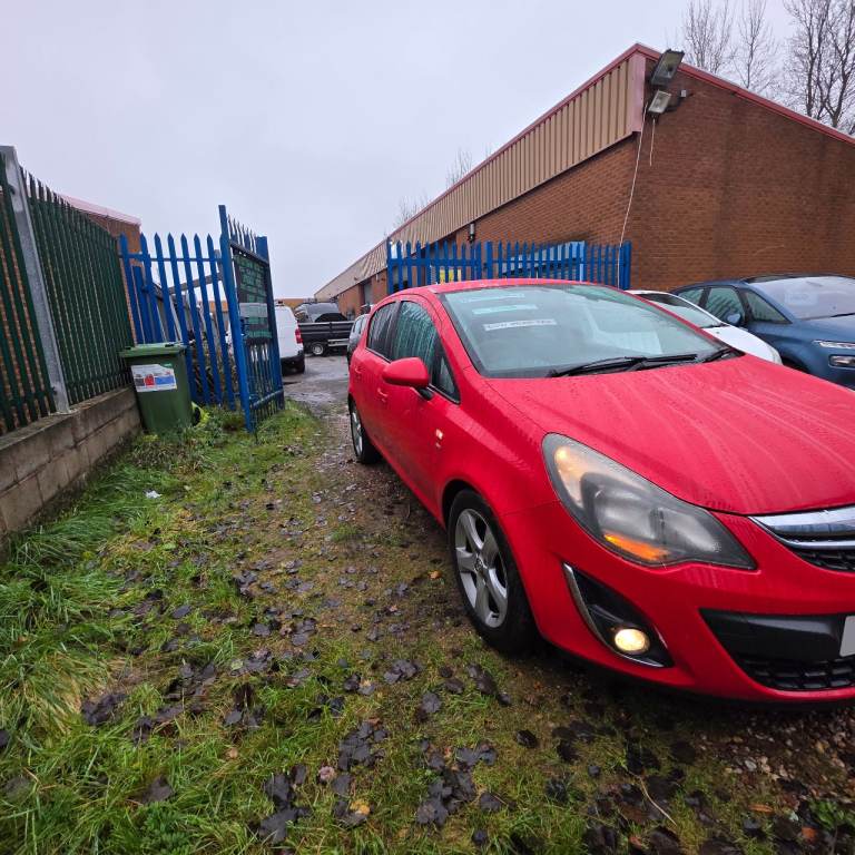 VAUXHALL CORSA D SXi EDITION FACELIFT 1.2 PETROL YEAR 2012 £35 ROAD TAX PER YEAR 12 MONTHS MOT