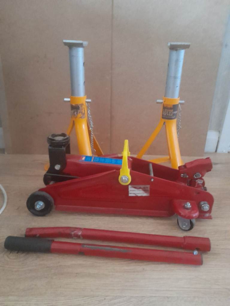 2ton trolley jack and 2ton axle stands