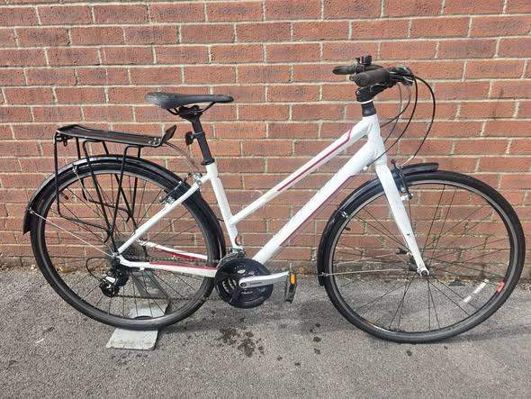 Ladies hybrid bike SPECIALIZED VITA  Wheels 700C Frame 17"